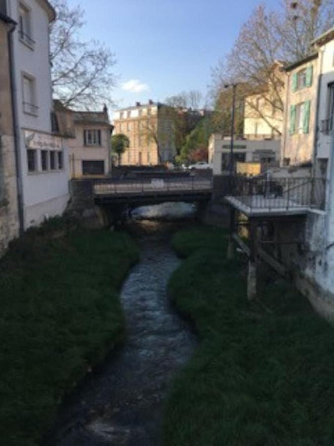 Au Chevet Des Canaux De Verdun Esterno foto